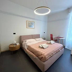  Apartament M&m Center - Modern Flat With Free Wifi-netflix And Welcome Italian Coffee Włochy